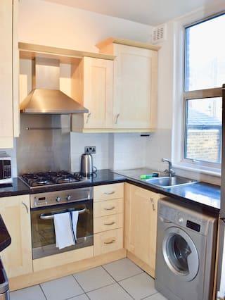Gorgeous & Chic West Hampstead Londra